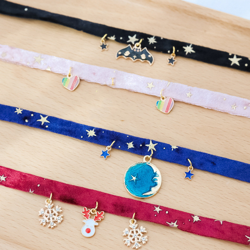 SML regulējama samta bronzējoša kaķa kaklasiksna Zvaigzne/zivs asaks/Sniegpārsla/Aļņa/Sikspārņu eleganta kaklasiksna kucēnu kaķēnu modes aksesuāriem mājdzīvniekiem