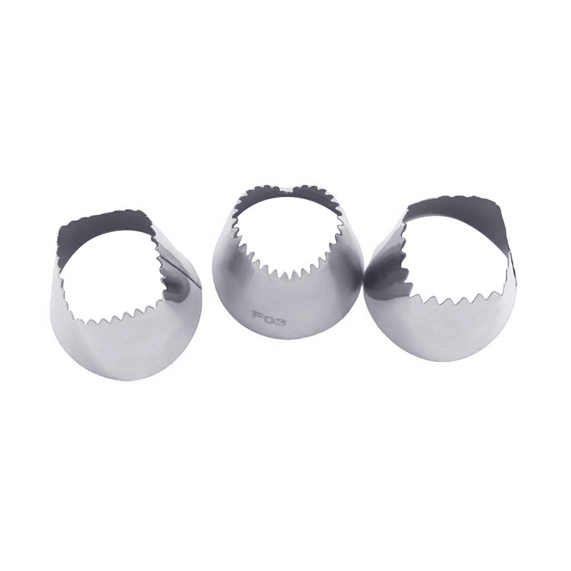 3 vnt. Širdelės formos dideli antgaliai tortų kremui.