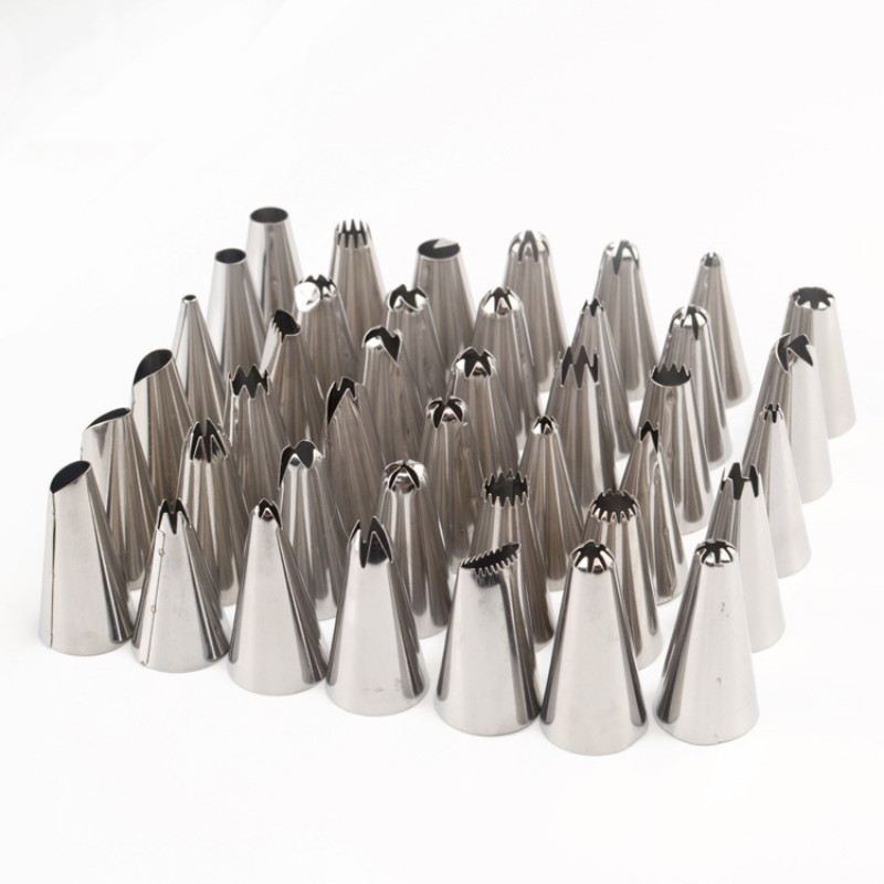 Ukrašavanje torti 10/24/48kom/set Mlaznice za cjevovode za glazuru od nehrđajućeg čelika dobre kvalitete Set savjeta za slastičarstvo Alati za pečenje torti Pribor