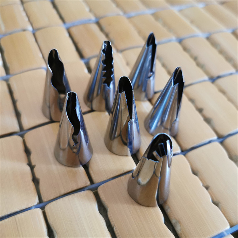 Új esküvői orosz fúvókák tészta leveles szoknya cukormáz csövek fúvókák péksütemény díszítő tippek torta cupcake díszítő eszközök 7 db/készlet