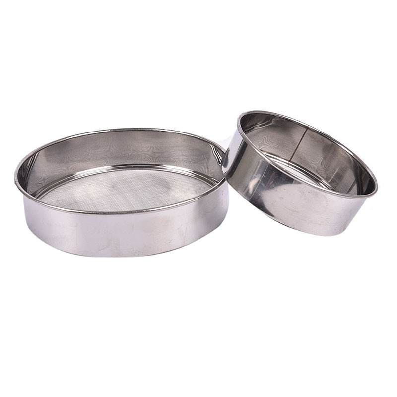 Virtuvės smulkaus tinklelio miltų sietelis Profesionalus apvalus nerūdijančio plieno miltų sietelis, geriausiai tinka virtuvės kepimui arbatos pyragui