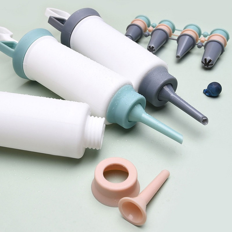 Koogikreem Kaunistuspüstoli komplekt Otsikud Lilletükk Ülikond Kondiitritooted DIY Küpsiste süstal Muffini magustoiduekstruuder Köögitööriist