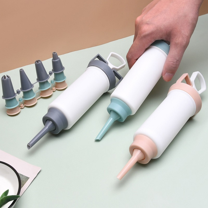 Koogikreem Kaunistuspüstoli komplekt Otsikud Lilletükk Ülikond Kondiitritooted DIY Küpsiste süstal Muffini magustoiduekstruuder Köögitööriist