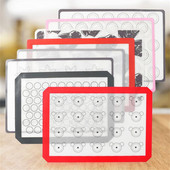 Mīcīšanas paliktnis, augstas temperatūras izturīgs, nepiedegošs, mūsdienīgs un vienkāršs pārtikas kvalitātes silikona stikla šķiedras cepeškrāsns paklājs Ēdienu cepšanas paklājs