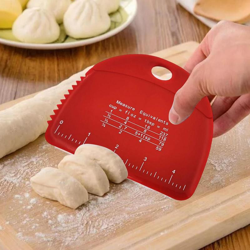 Tešlos grandiklis tešlai kepti Picos pjaustyklė Tešlos pjaustyklės peiliukai Virtuvės prietaisai Silikoninis tešlos pjaustytuvas su matavimo svarstykle