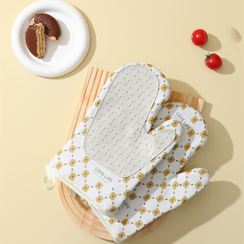 Izolēti pretpiedeguma cimdi Silikona neslīdoši ūdensnecaurlaidīgi sabiezināti virtuves krāsns mikroviļņu krāsnī cepšanai augstas temperatūras izturīgi cimdi