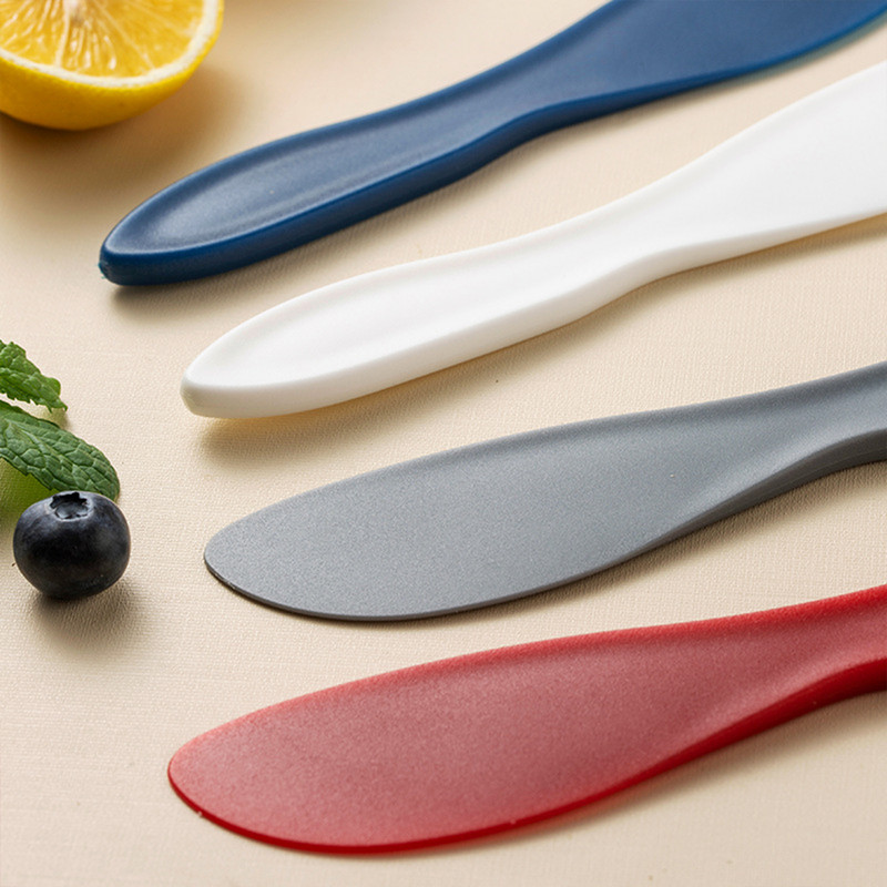 Műanyag tésztasúlyvágó süti Fondant kenyér pizza eszközök Spatula tortához Vajkaparó tészta és péksütemény konyhai eszközök