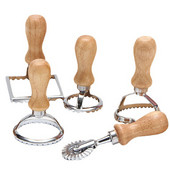 Rankinės makaronų formelės Namų Ravioli pjaustyklės sausainių preso formelės su medine rankena Virtuvės kepimo įrankis koldūnams Lazanija Pierogi