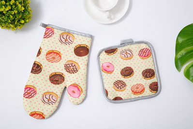 Deserta raksts Cepeškrāsns dūraiņi cimdu spilventiņi virtulis BBQ mikroviļņu krāsns pretkarstuma izolācijas paklājiņš kauss kūka virtuve cepšanas rīki aksesuāri dekori