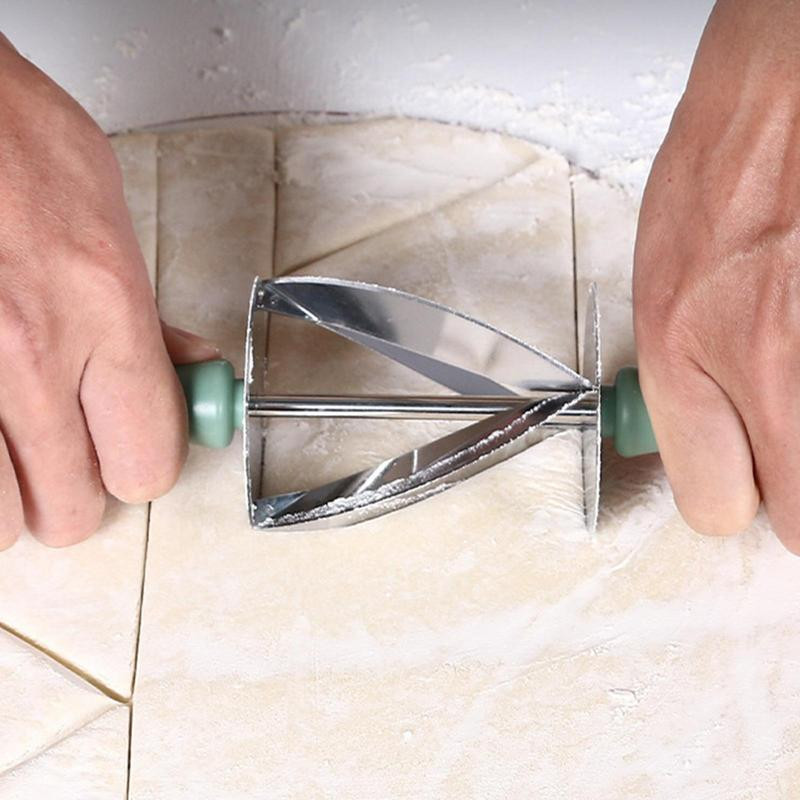 Rozsdamentes acél croissant görgős tésztahenger, többfunkciós vágóhenger Többcélú sütési kellékek otthoni konyhai pékekhez