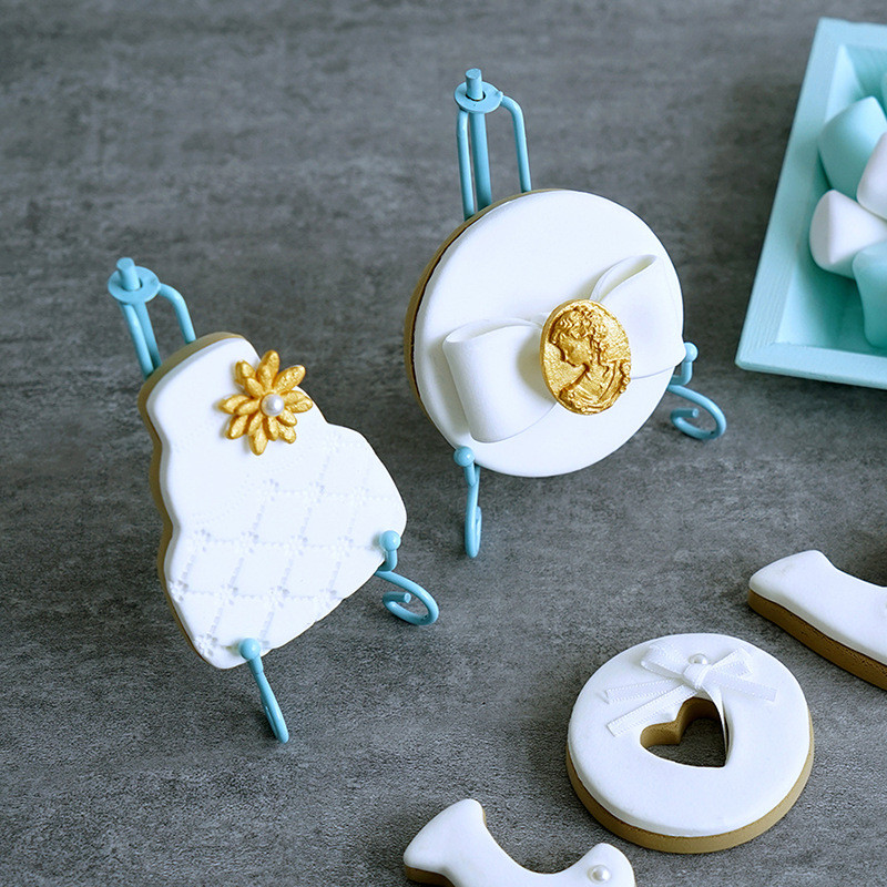 1 PC Mini cepumu turētājs Dažādi glabāšanas vizītkaršu turētājs Galda noformējums Metāla statīvs 10,5 cm cepumu statīvs kāzu dekors