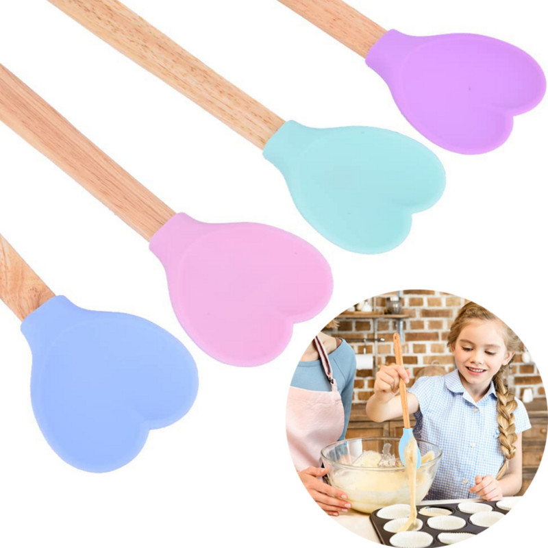 Sirds formas silikona lāpstiņa Silikona sirds formas karote ar koka rokturi Cepamā lāpstiņa Silikona lāpstiņas Valentīna dienai