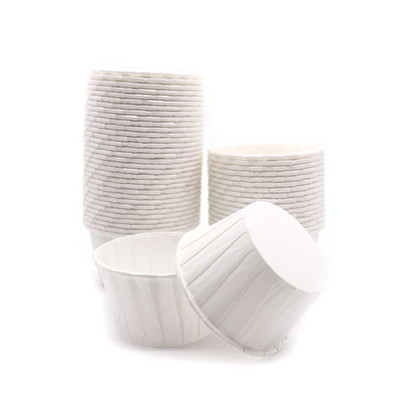 50 vnt Muffin Cake Cupcake Dėklai Spalvotas taškas Aliejui atsparus Cupcake Pamušalas Kepimo puodelio padėklas Vestuvių vakarėlio kasetės Vyniojamasis popierius