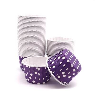 50 vnt Muffin Cake Cupcake Dėklai Spalvotas taškas Aliejui atsparus Cupcake Pamušalas Kepimo puodelio padėklas Vestuvių vakarėlio kasetės Vyniojamasis popierius