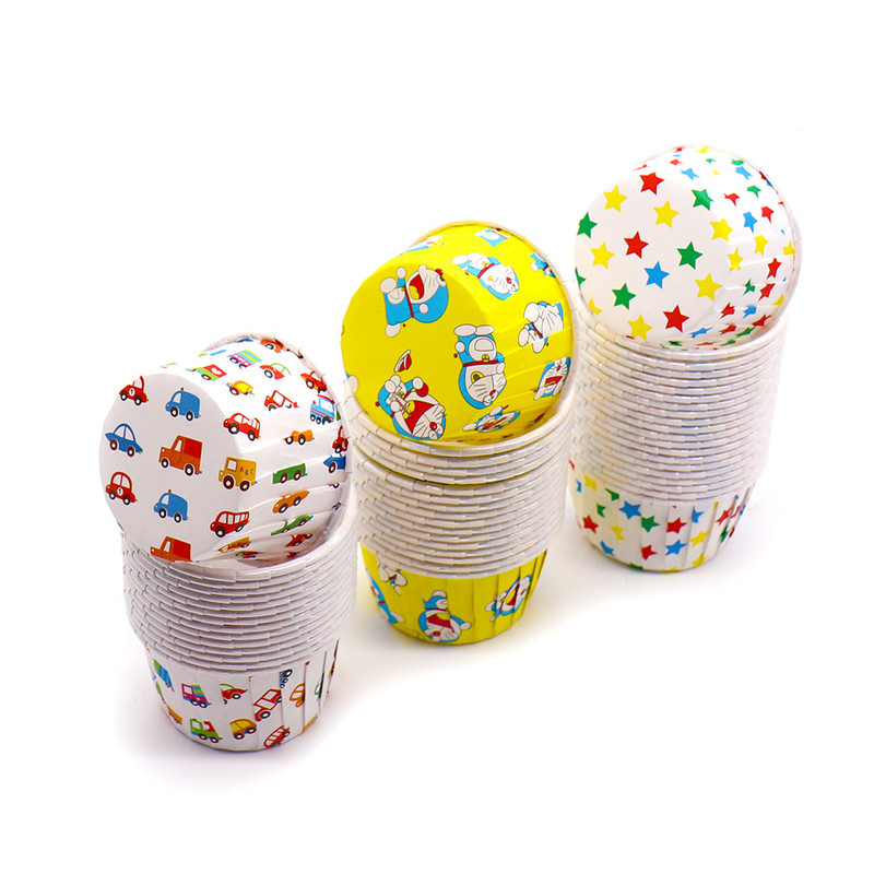 50 vnt Muffin Cake Cupcake Dėklai Spalvotas taškas Aliejui atsparus Cupcake Pamušalas Kepimo puodelio padėklas Vestuvių vakarėlio kasetės Vyniojamasis popierius