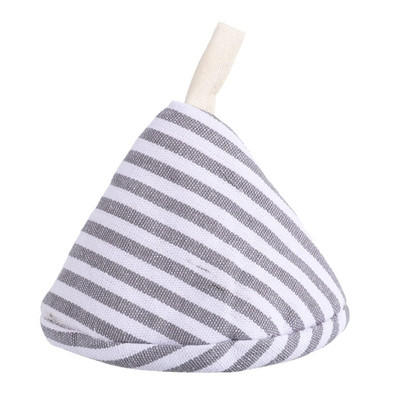 Katla roktura vāka uzmavas Trīsstūrveida kokvilnas roktura vāks siltumizolēts katla vāka rokturis, applaucēšanās necaurlaidīgs pannas roktura vāks cepšanas pannai