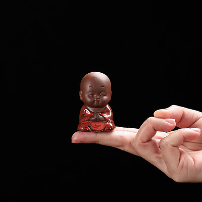 NLSLASI1 Vnt. rankų darbo purpurinis molis Puikus Budos vienuolis, figūrėlės papuošalas pirštų galiukais, arbata Leisti arbata augintiniai Boutique Arbatos stalo amatai