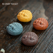 Бутикова ръчно изработена лилава глина Чай Орнаменти за домашни любимци Лъки Златна жаба Статуя Чаена фигурка на животно Чаена Аксесоари за декорация