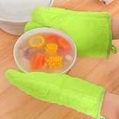 050 Mikroviļņu krāsns cimdi augstas temperatūras izturīgs sabiezināts dvieļu paliktnis pret karstuma paliktnis augstas temperatūras galda paklājiņš 28*17cm