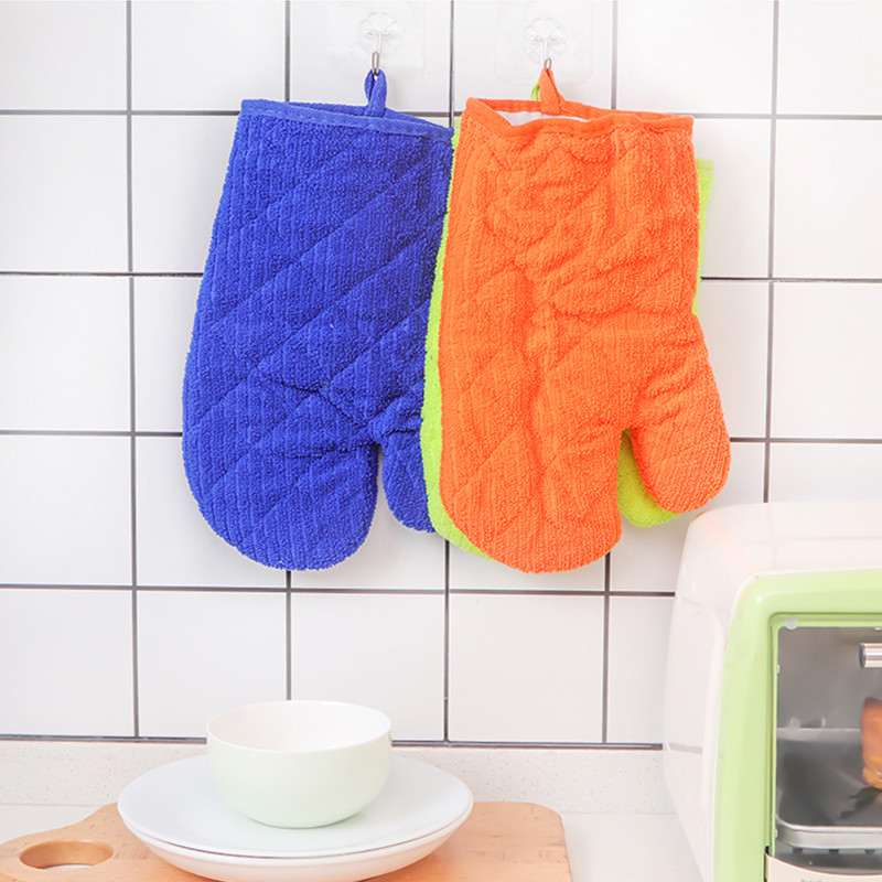 050 Mikroviļņu krāsns cimdi augstas temperatūras izturīgs sabiezināts dvieļu paliktnis pret karstuma paliktnis augstas temperatūras galda paklājiņš 28*17cm