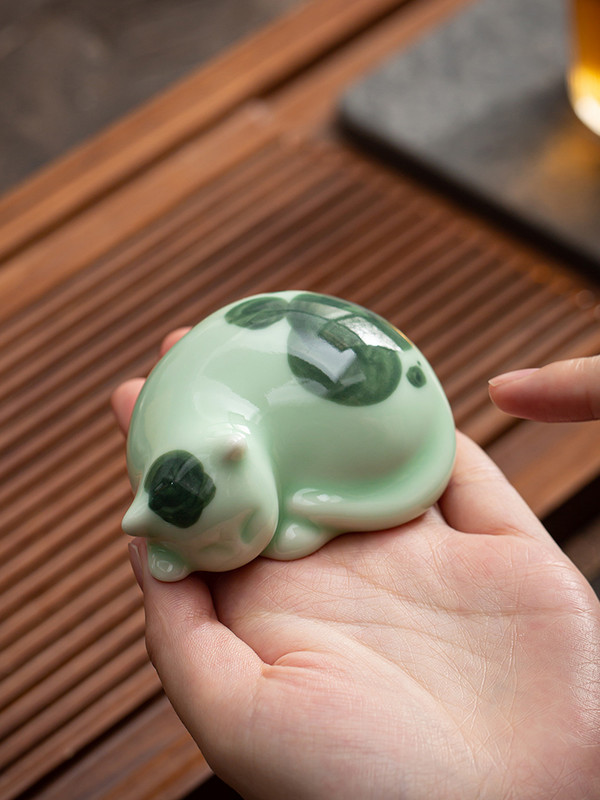 Roku darbs tējas mājdzīvnieku rotājums mazs keramikas Kaķu rotaļlieta Kung Fu tējas servīzes ceremonija tējas rotājums Figura Kitty Tea Pet