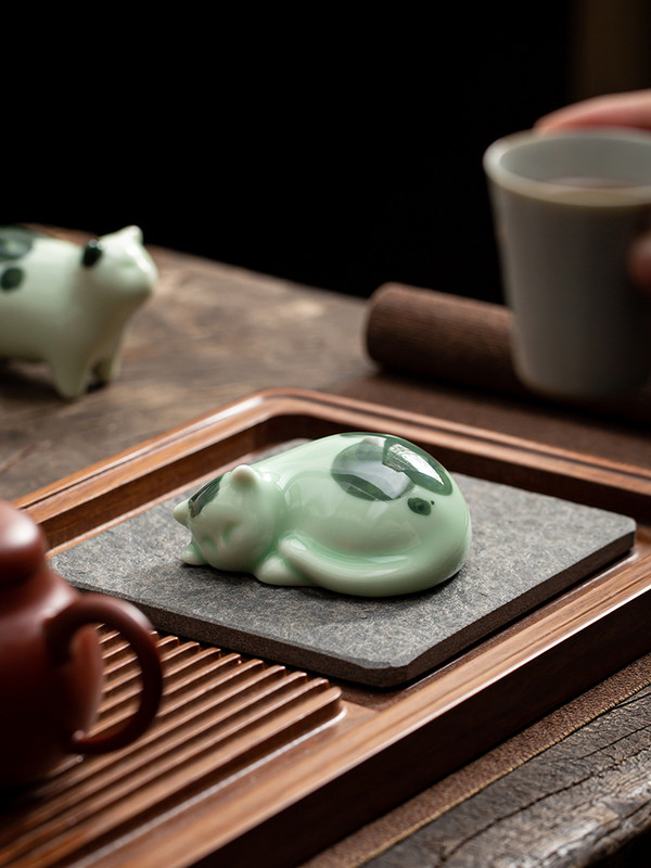 Roku darbs tējas mājdzīvnieku rotājums mazs keramikas Kaķu rotaļlieta Kung Fu tējas servīzes ceremonija tējas rotājums Figura Kitty Tea Pet