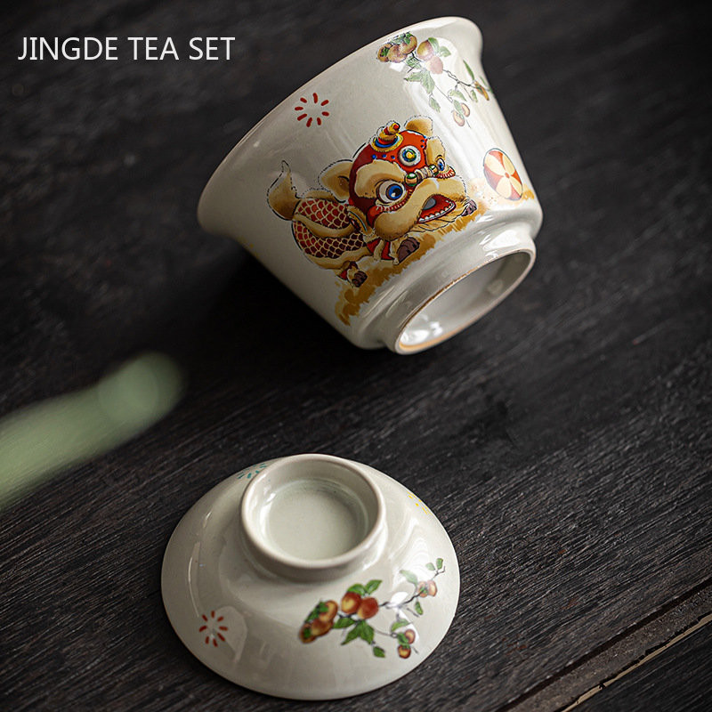 Keramikas roku darbs Gaiwan Creative Color Painting Lion Tea Tureen Pārnēsājama biroja tējas bļoda ar vāku tējtasīti Ķīniešu tējas komplekts