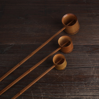 Bamboo Long Handle Scoop Water Boatle Bodle Scoop for Home Garden Tea Ceremary Bamboo Scoops Sauna Scoops Kitchen Scoop
