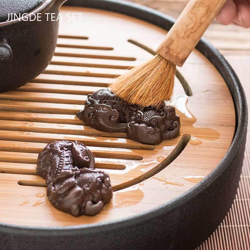 2gab. Roku darbs Purpura Māla tēja Mājdzīvnieku rotājumi Drosmīgo karaspēku modeļu tējas galda noformējums Ķīniešu tējas ceremonijas dekors Amatniecības dāvana