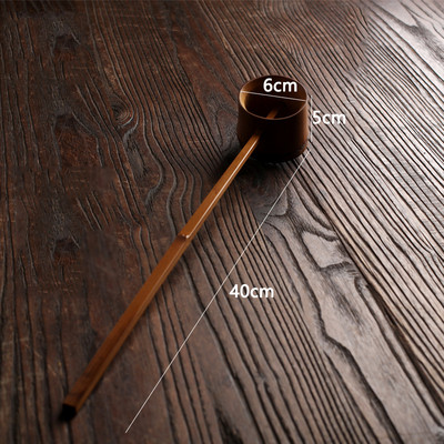 Ar rokām darināta bambusa ūdens karote ar garu rokturi Ēdiena gatavošanas rīki Zupas karotes kauss Dabīgā koka ūdens karotes pārneses rīks