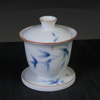 Ķīniešu baltā porcelāna Gaiwan tējas tase Ar rokām gatavota keramikas tēja Tureen Mājas tējas komplekta piederumi Personīgā krūze Pielāgoti dzērieni