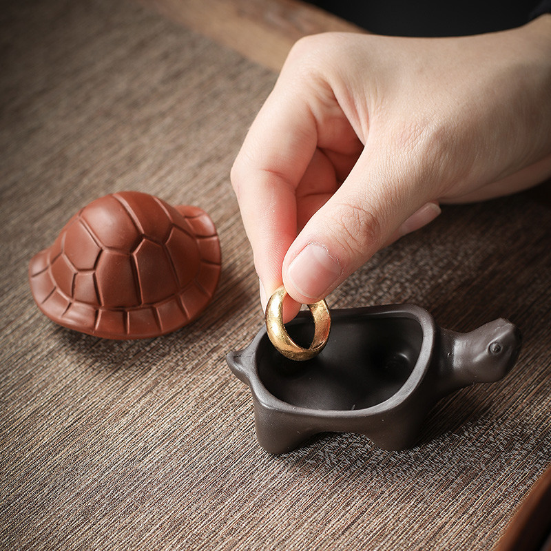 1Gb Ķīniešu Boutique Purpura Māla Tēja Mājdzīvnieks Roku darbs Laimīgā bruņurupuča statujas rotājumi Mājas tējas servīzes Dekorācijas piederumi Amatniecība
