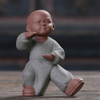 Radoši keramikas Tai Chi Kung Fu mazo mūku rotājumi mazi tējas mājdzīvnieki Boutique tējas galda dekorēšanas piederumi
