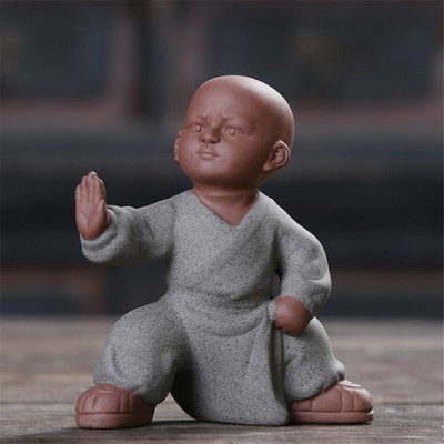 Radoši keramikas Tai Chi Kung Fu mazo mūku rotājumi mazi tējas mājdzīvnieki Boutique tējas galda dekorēšanas piederumi
