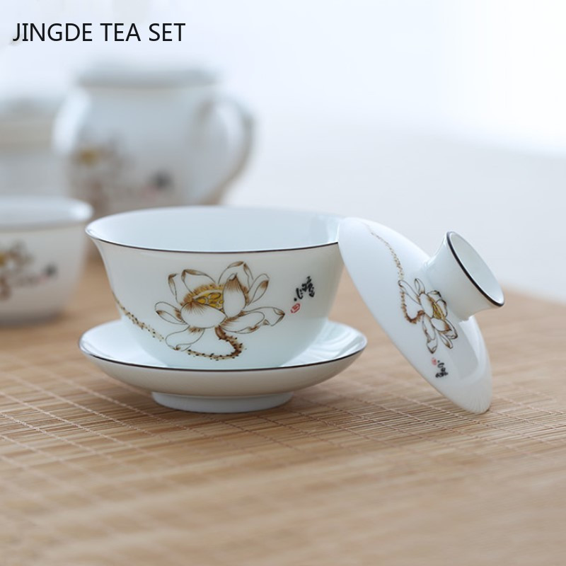 Balta keramikas Gaiwan tējas tase ar rokām gatavota tēja Tureen Boutique ar vāku tējas bļoda Ķīniešu porcelāna tējas komplekta piederumi Dzērieni