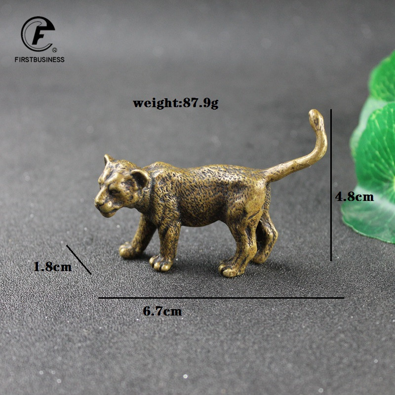 Garums Vintage Tīra vara Leopards Skulptūra Lucky Fen Shui Dekorācijas Rotājumi Antīki Misiņa Amatniecība Mājas dekori Tēja Mājdzīvnieks