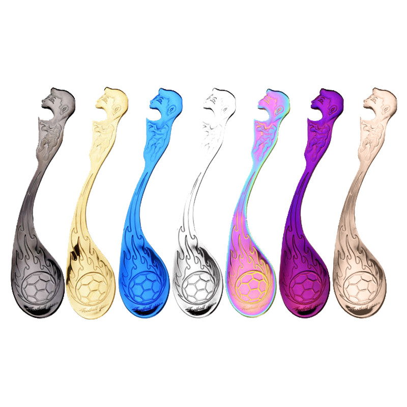 Daudzfunkcionāla futbola radošā karote, 304 nerūsējošā tērauda futbola karote žilbinošā krāsā ar pudeļu attaisāmo