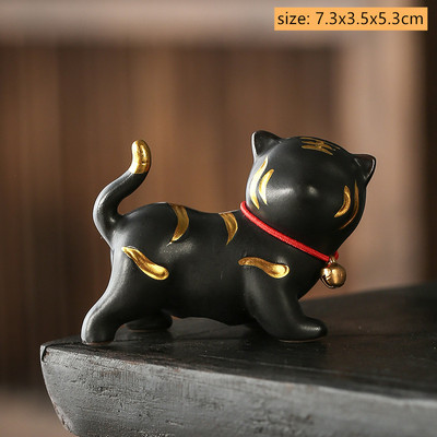 Ķīniešu keramika, dzīvnieka statuja, tējas galda noformējums Jauka mazā tīģera tēja, mājdzīvnieku rotājumi, darbvirsma, rokām darināti amatniecības izstrādājumi, tējas servīzes piederumi