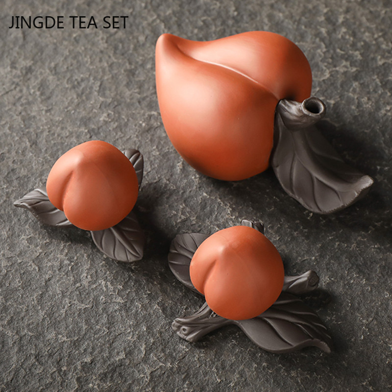 Radošs persiku modelis tējas mājdzīvnieku rotājums ar rokām gatavots purpura māla tējas servīzes dekors mājas puķu podu dekors tējas ceremonijas aksesuāri