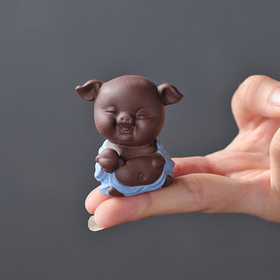 1 DB lila agyag szép malac figura dísz ujjbeggyel kis tea házi kedvencek butik teásasztal dekoráció kézzel készített teáskészlet kézműves