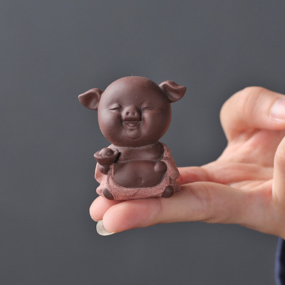 1 DB lila agyag szép malac figura dísz ujjbeggyel kis tea házi kedvencek butik teásasztal dekoráció kézzel készített teáskészlet kézműves