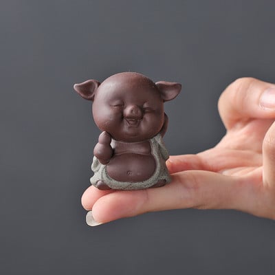 1 DB lila agyag szép malac figura dísz ujjbeggyel kis tea házi kedvencek butik teásasztal dekoráció kézzel készített teáskészlet kézműves