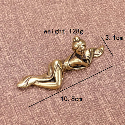 Чиста мед Статуетки на древни прислужници Миниатюрни орнаменти Пресапие Винтидж фигури Декорация на офис работния плот Занаяти Аксесоари