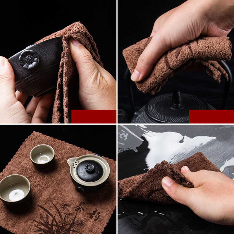 Ķīniešu ziedu raksts, sabiezināts tējas dvielis, absorbējošs ūdens lupata tējas salvetes, auduma galds, tējkannas paliktnis, tējas komplekta piederumi