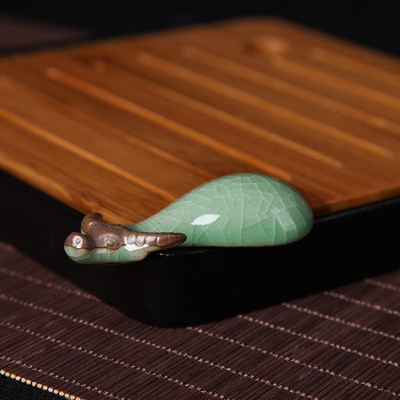 Celadon Mini Tēja Mājdzīvnieku liellopu statujas Rotājumi Govs radošā Māksla un amatniecība Keramika Mēbeles Izstrādājumi Tējas servīzes Dekorācijas