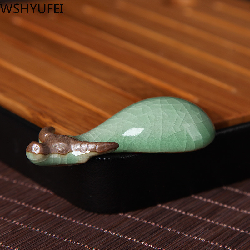 Celadon Mini Tēja Mājdzīvnieku liellopu statujas Rotājumi Govs radošā Māksla un amatniecība Keramika Mēbeles Izstrādājumi Tējas servīzes Dekorācijas