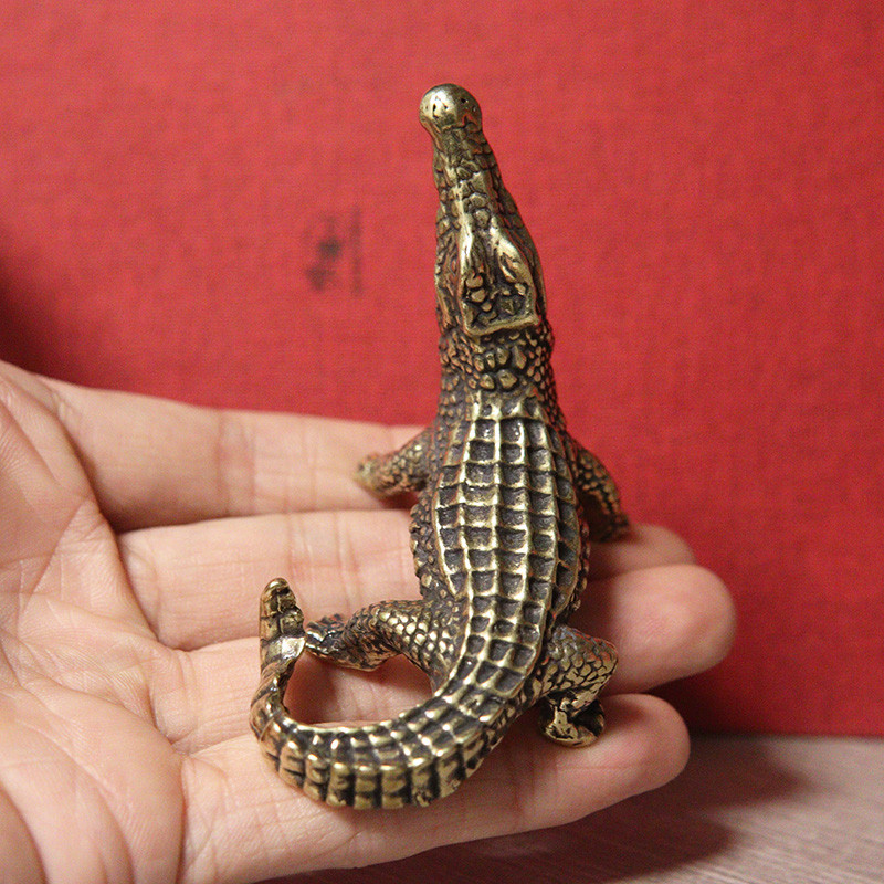 Tīra vara bronza Krokodilu tēja Mājdzīvnieki Mājdzīvnieki Amatniecība Lacoste Ornament Tējas ceremonijas piederumi Automašīnu dekorēšana