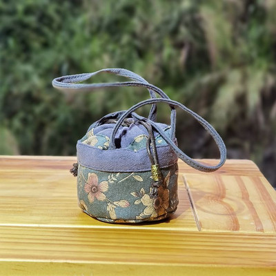 Kínai stílusú teaceremónia Mester egypohárnyi tárolótáska pamutvászon tinta Batik háromrétegű varrás mini textil teászsák ZD48