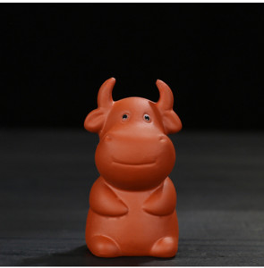 Класически лилав глинен чай Украшение за домашен любимец Прекрасен модел на едър рогат добитък Украса Декорация на саксия за дома Бутикови аксесоари за чаена церемония