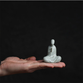 Ру пещ Мислител Монаси Набожно се покланят на Буда Чай Домашни любимци Малки орнаменти Малка игра на чай Керамичен сервиз за чай Бутикови подаръци